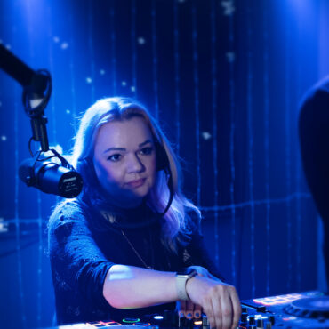 DJane Anne Decks – Live 2026 Flashbass.FM 1