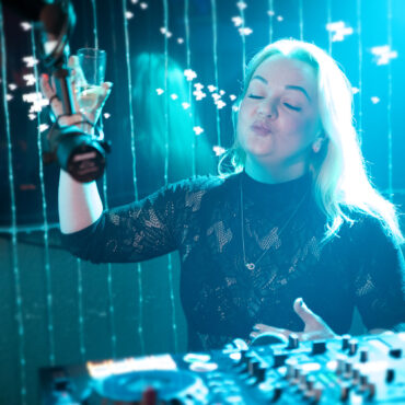 DJane Anne Decks – Live 2026 Flashbass.FM 3