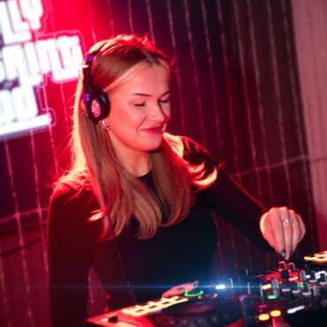 Polly Saint Cado Flashbass.FM